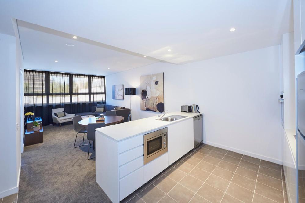 Silkari Suites at Chatswood - Resim 15