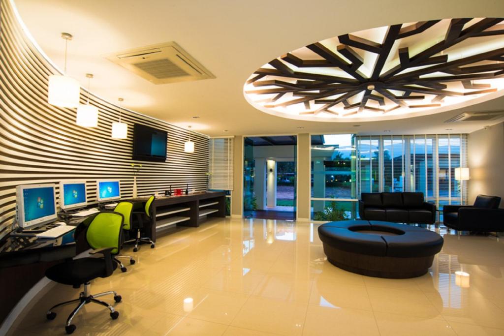 Napatra Hotel - Resim 8