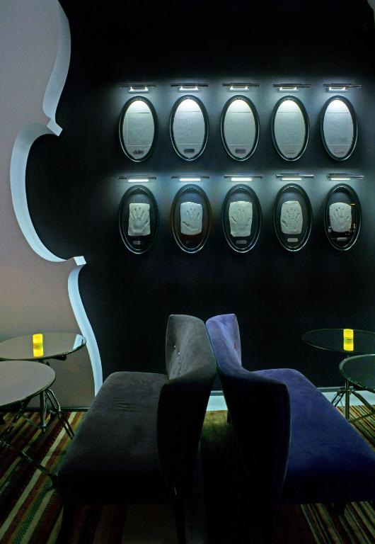 Hôtel du Triangle d'Or - Resim 44