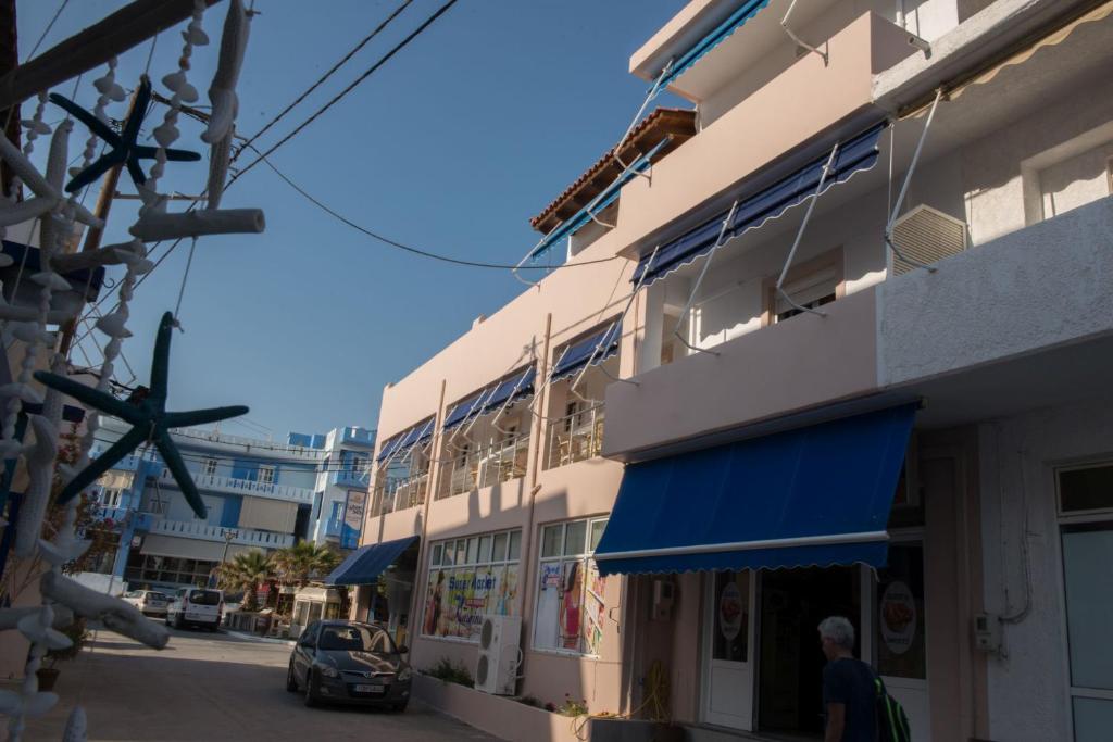 Το κτήριο όπου στεγάζεται  το διαμέρισμα