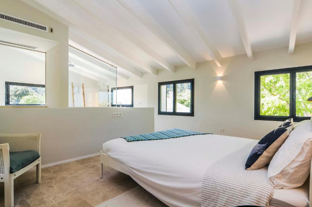Postel nebo postele na pokoji v ubytování Hort Petit de Ternelles Underfloor heating