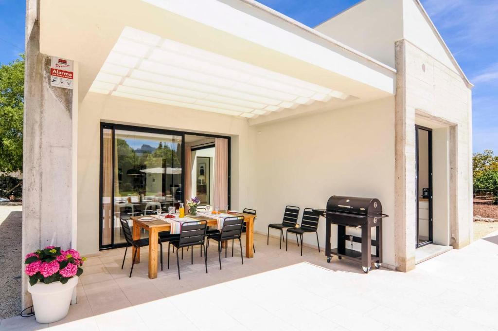 Patio nebo venkovní prostory v ubytování Hort Petit de Ternelles Underfloor heating