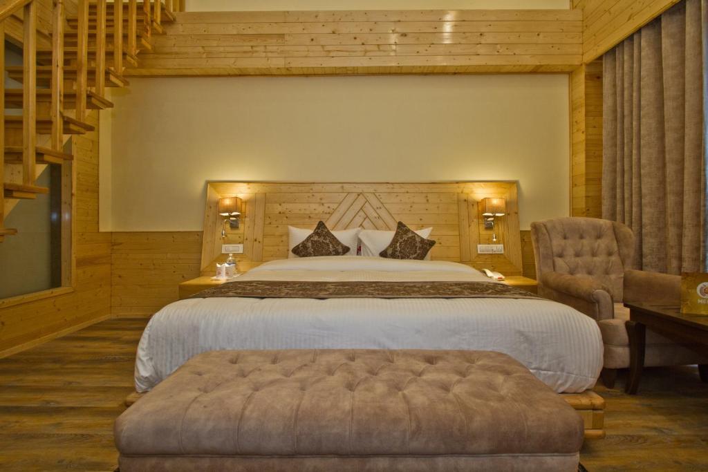 The Holiday Villa Resorts & Spa - Duplex Suite