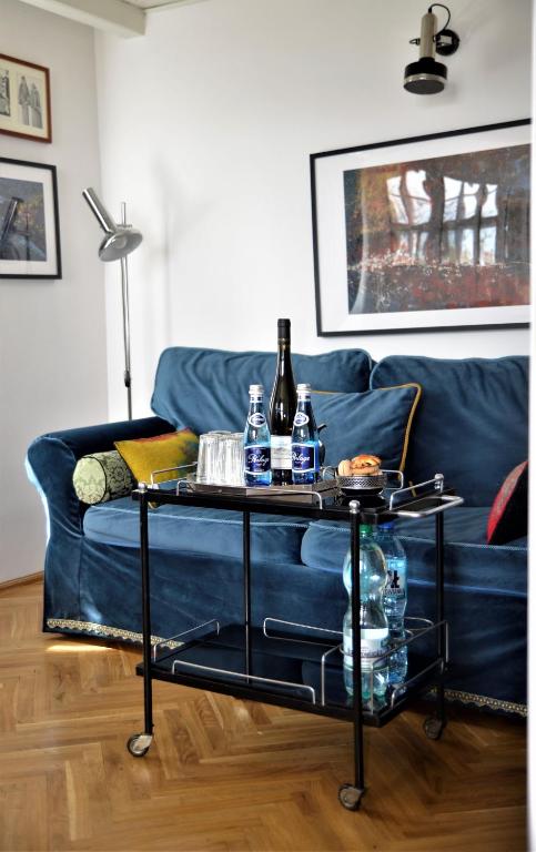 Castle View Boutique Apartment - 16