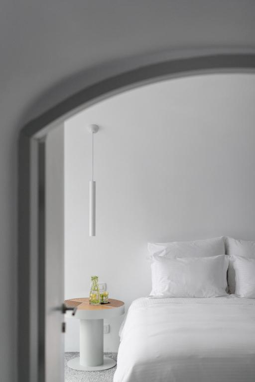 Echoes Luxury Suites - 14