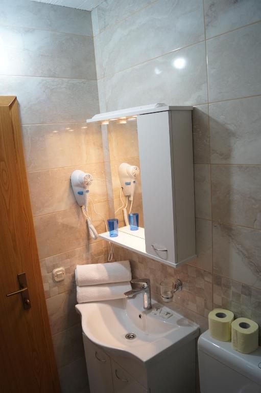 Apartments Mario with private parking - 17