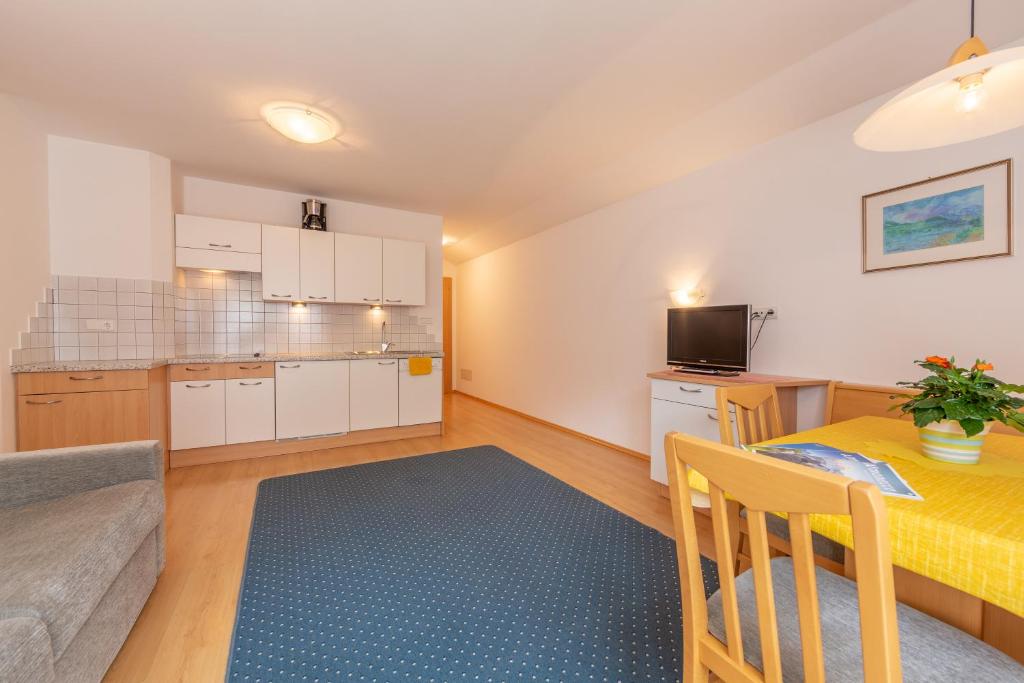 Kuchyň nebo kuchyňský kout v ubytování Residence Trenker Luis