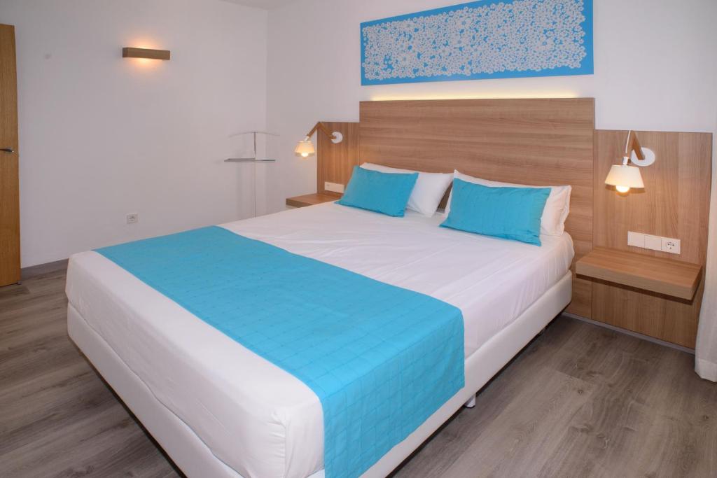 Cala Llenya Resort Ibiza - 