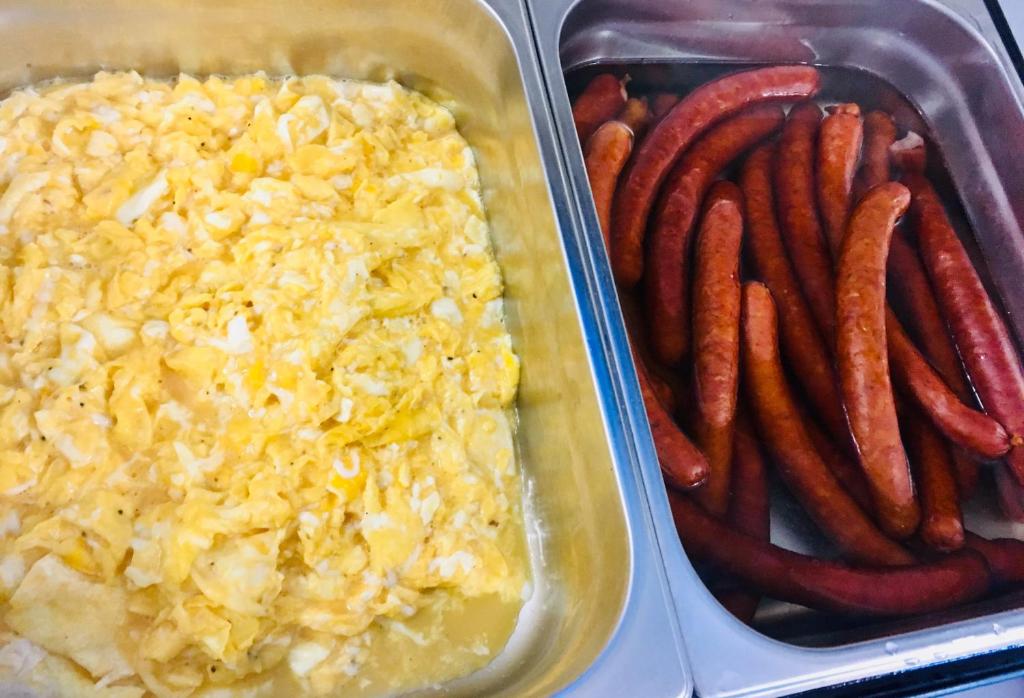 Jedzenie w pensjonacie lub w pobliżu