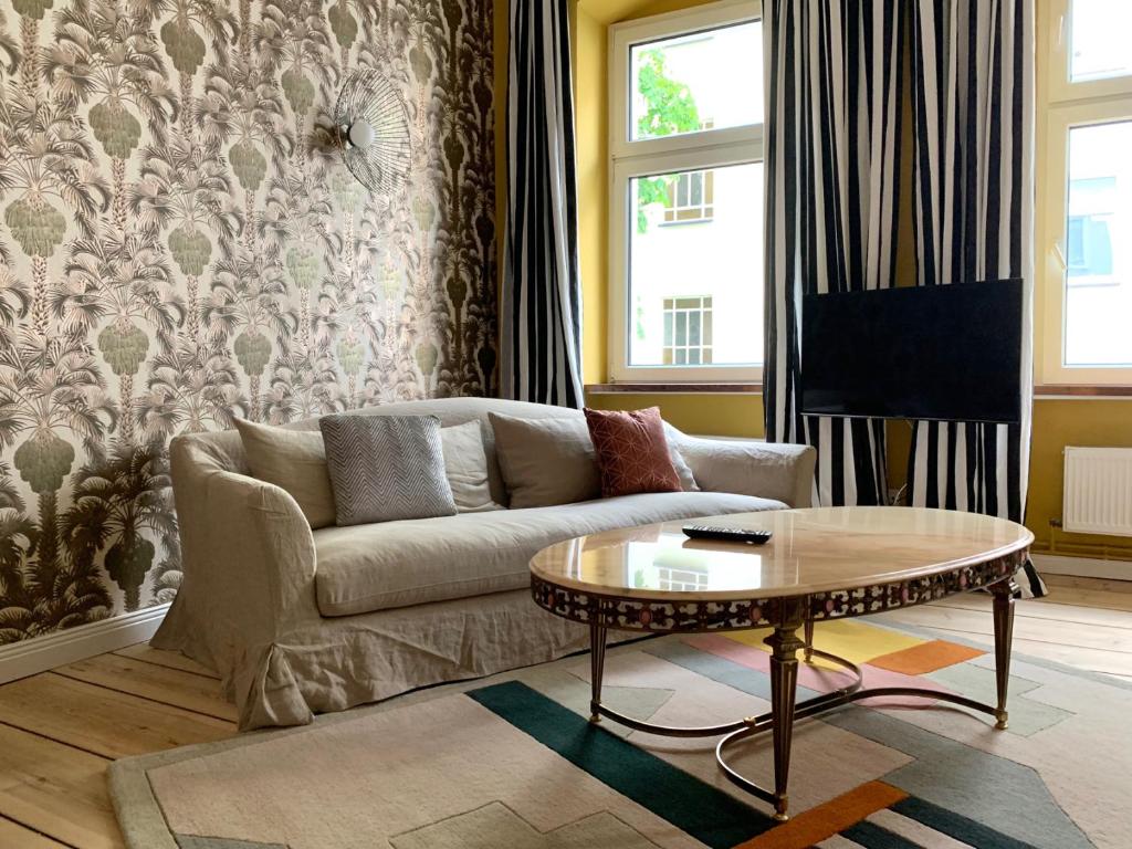 Brilliant Apartments - 14