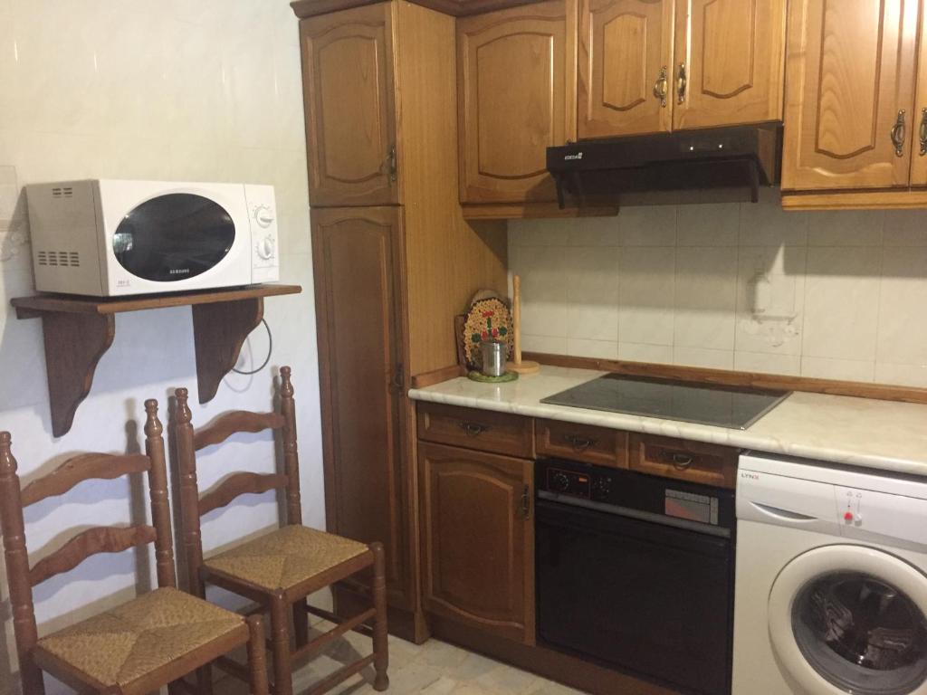 Kuchyň nebo kuchyňský kout v ubytování Casa rural Las Erillas
