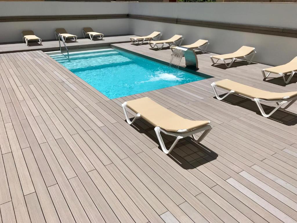 Bazén v ubytování Hotel Gracia nebo v jeho okolí