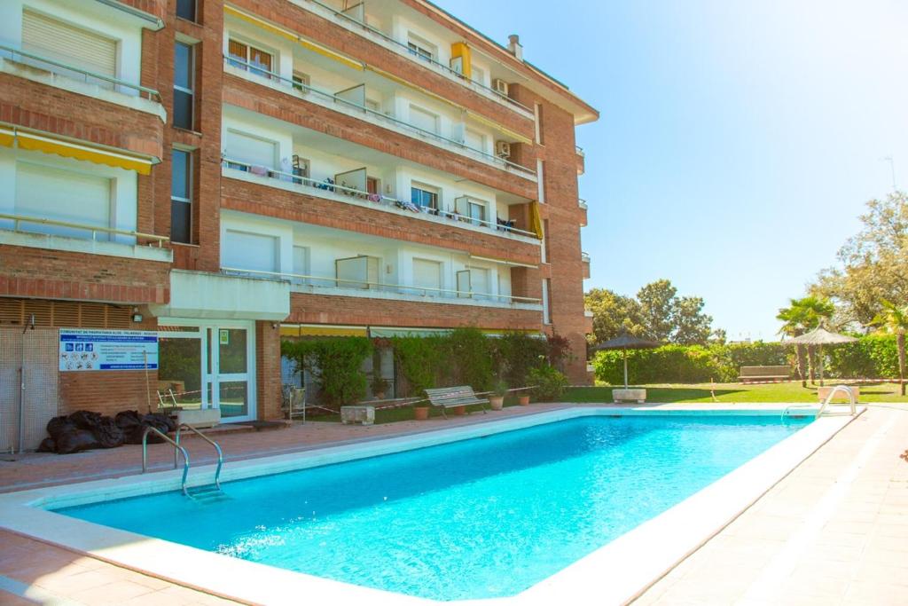 Bazén v ubytovaní Apartament with sea view alebo v jeho blízkosti