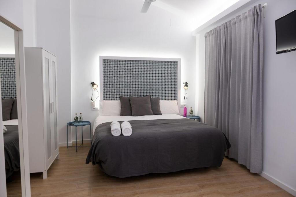 GOMEZ ROOMS - Habitación De Lujo