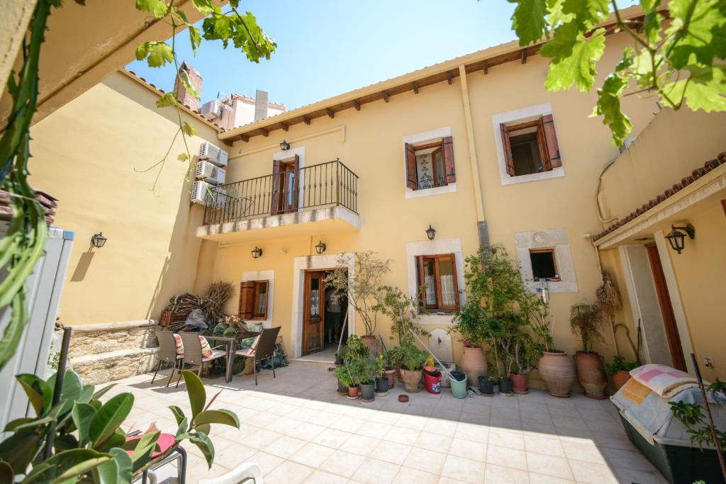 ARCHANES APPARTMENT