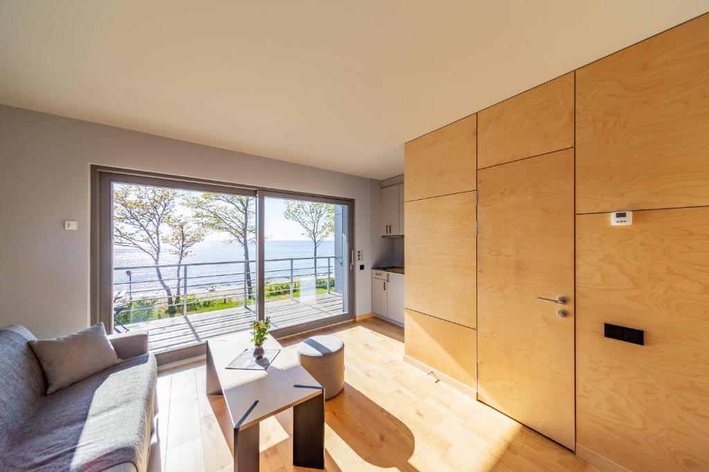 Lauču Akmens - Studio Apartment With Sea View