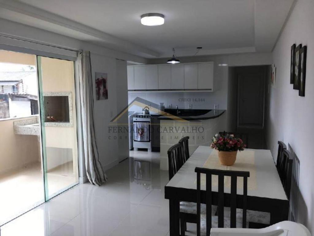  Apartamento Canto Grande