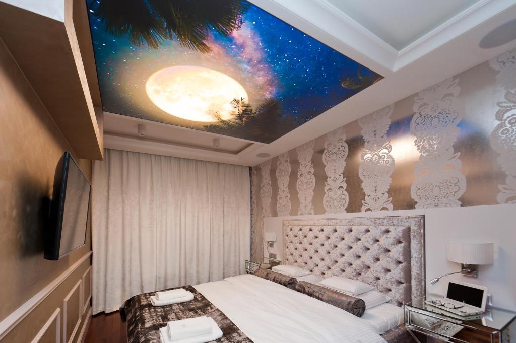 Zdjęcie z galerii obiektu Diamonds Luxury Old Town Residence w Krakowie