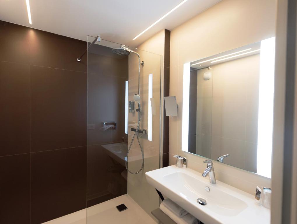 Koupelna v ubytování Mercure Brive