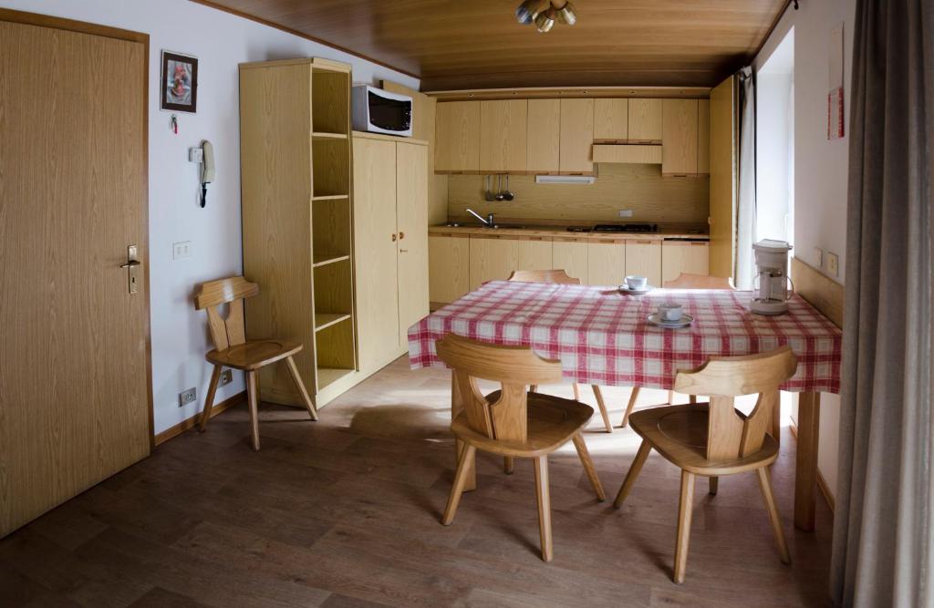 Kuchyň nebo kuchyňský kout v ubytování Appartamenti Bel Sit