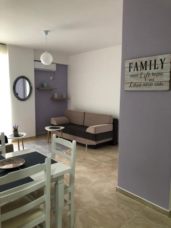 Blini Seaside Apartment - Image 10