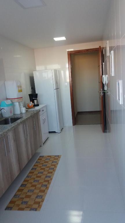  Apto. Novo 2 Suítes - 2min a pé da Praia Grande