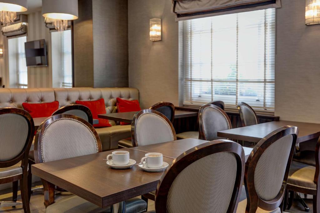 Best Western Buckingham Palace Rd - Resim 17