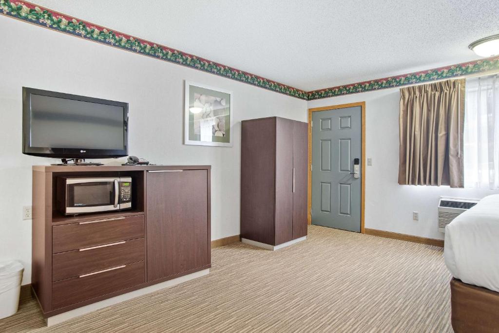 EverSpring Inn & Suites - Suite King