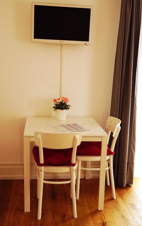 Adventure Guesthouse Interlaken - Resim 38