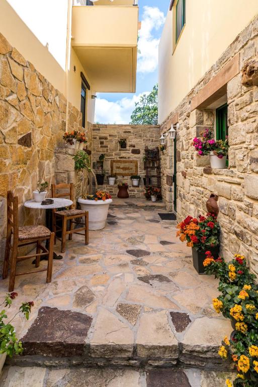 Patio nebo venkovní prostory v ubytování Lakoudia