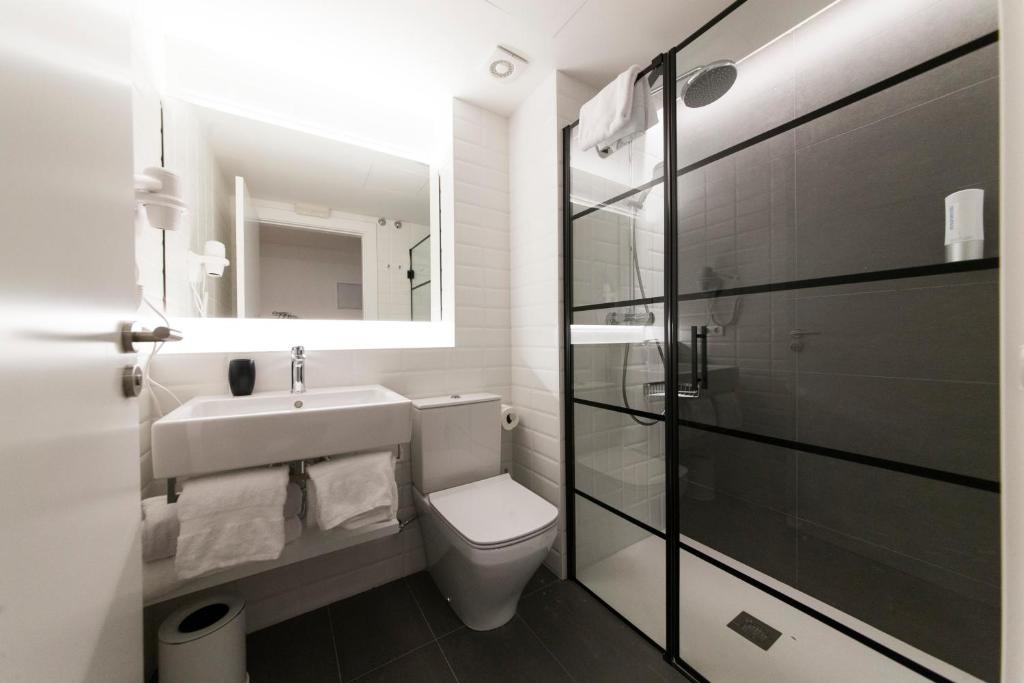 Antique Pamplona Tres Reyes Apartments - Appartement