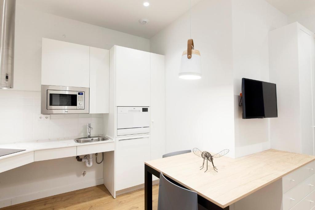 Antique Pamplona Tres Reyes Apartments - Appartement Standard