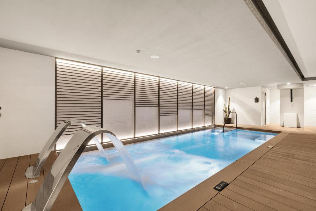 Bazén v ubytování Protur Naisa Palma Hotel nebo v jeho okolí