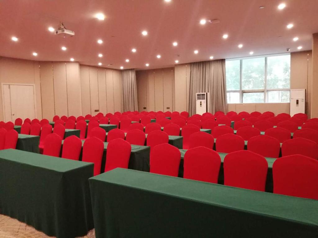 Konferenční prostory v ubytování Echarm International Hotel Canton Tower Pazhou Convention and Exhibition Center Lujiang Subway Metro Branch - Free Shuttle Bus to Canton Fair Complex During Canton Fair Period