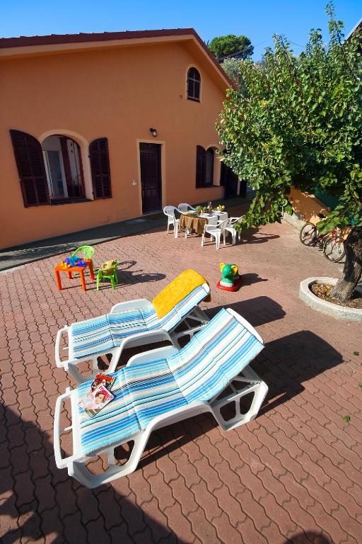 Fotografia z galérie ubytovania Appartamenti Villa Chiara v destinácii Imperia
