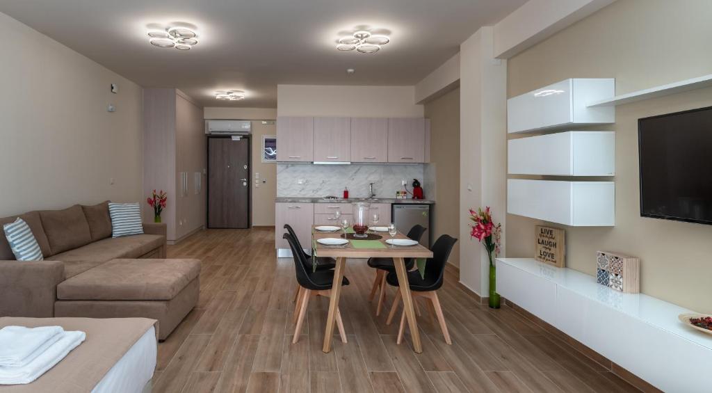 Amazing Apartments @ Monastiraki Subway Station - One-Bedroom Apartment