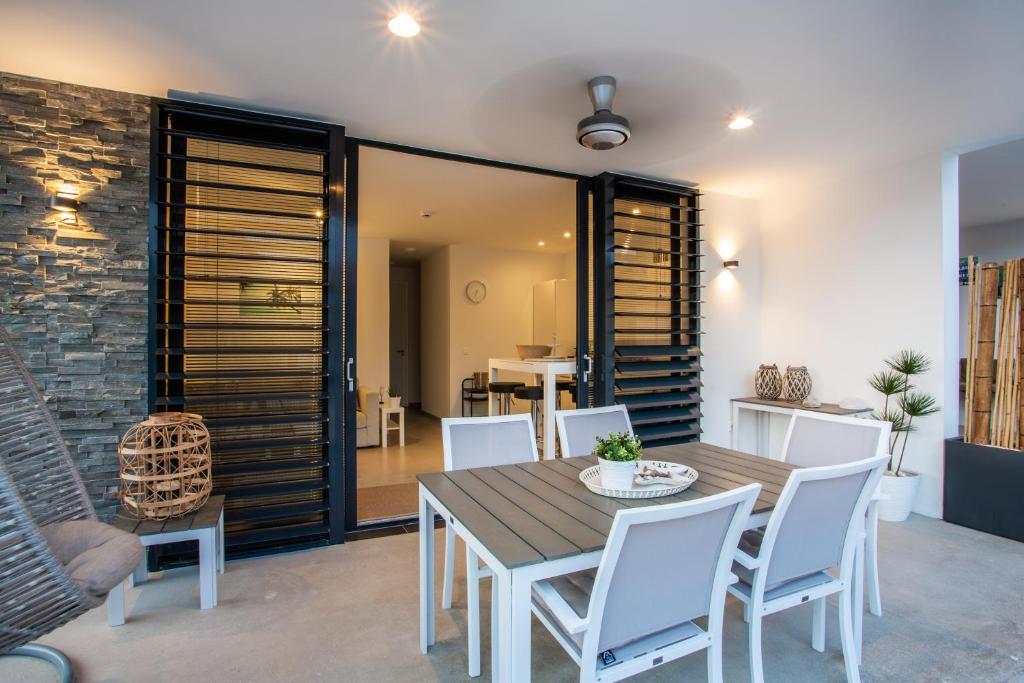 Posezení v ubytování La Hasta Luxury Apartment Jan Thiel
