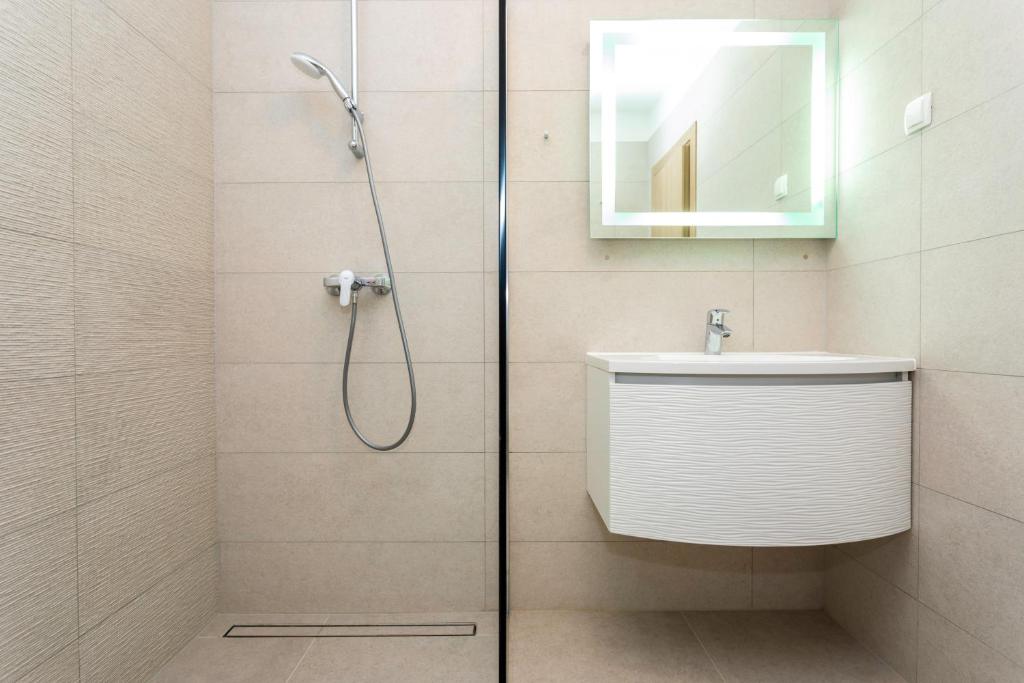 Kúpeľňa v ubytovaní Apartments Mateo 2
