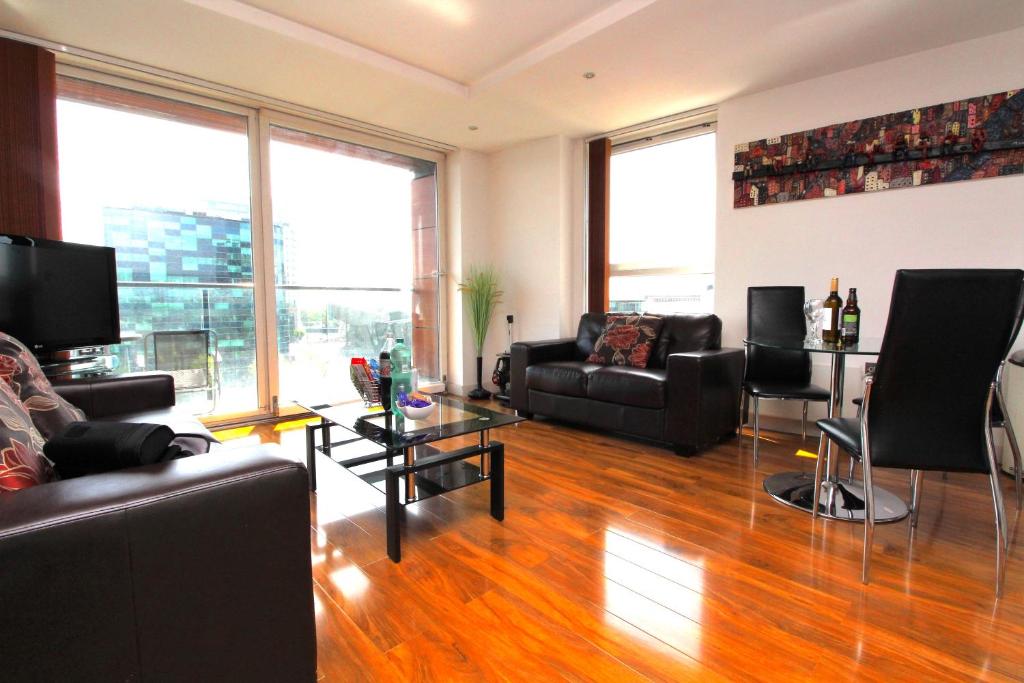 Gallery image of Media City LOWRY Apartment 4 Guests 2 Bed in Manchester