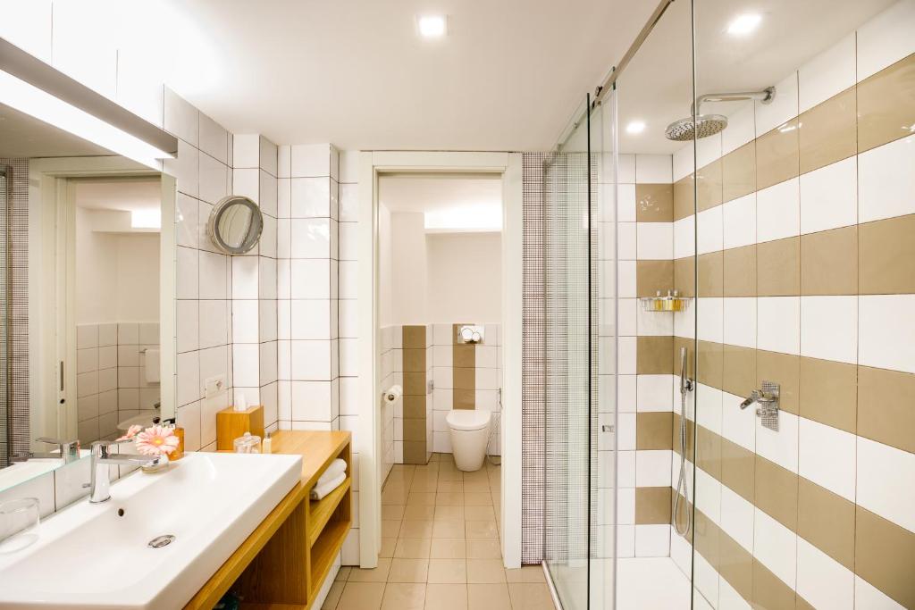 Koupelna v ubytování Villa Fiorella Art Hotel