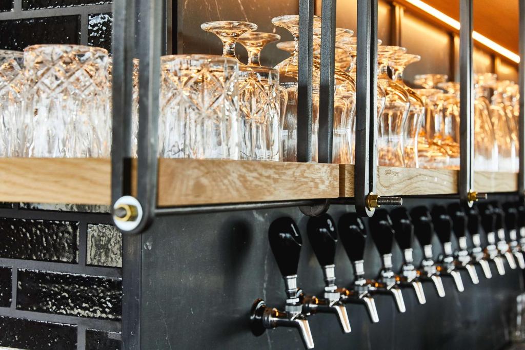 Lounge nebo bar v ubytování Hotel Revival Baltimore