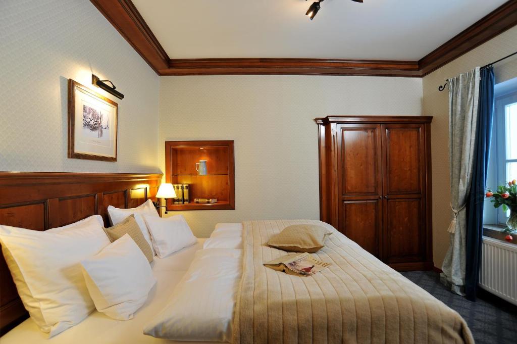 A bed or beds in a room at Villa Orania