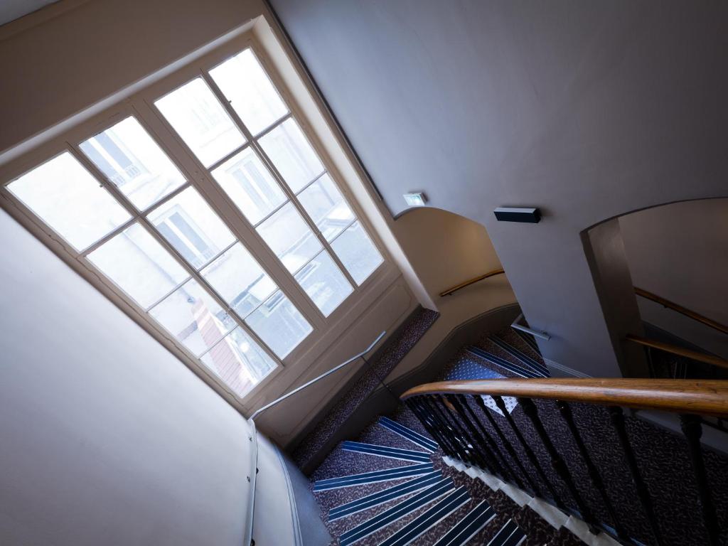 Hotel Des Remparts Perrache - Resim 24