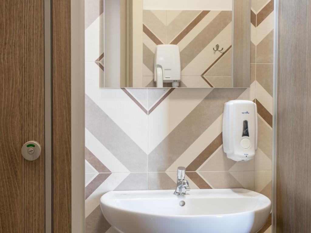 Lobby Collective Hostel - Lecce - 4