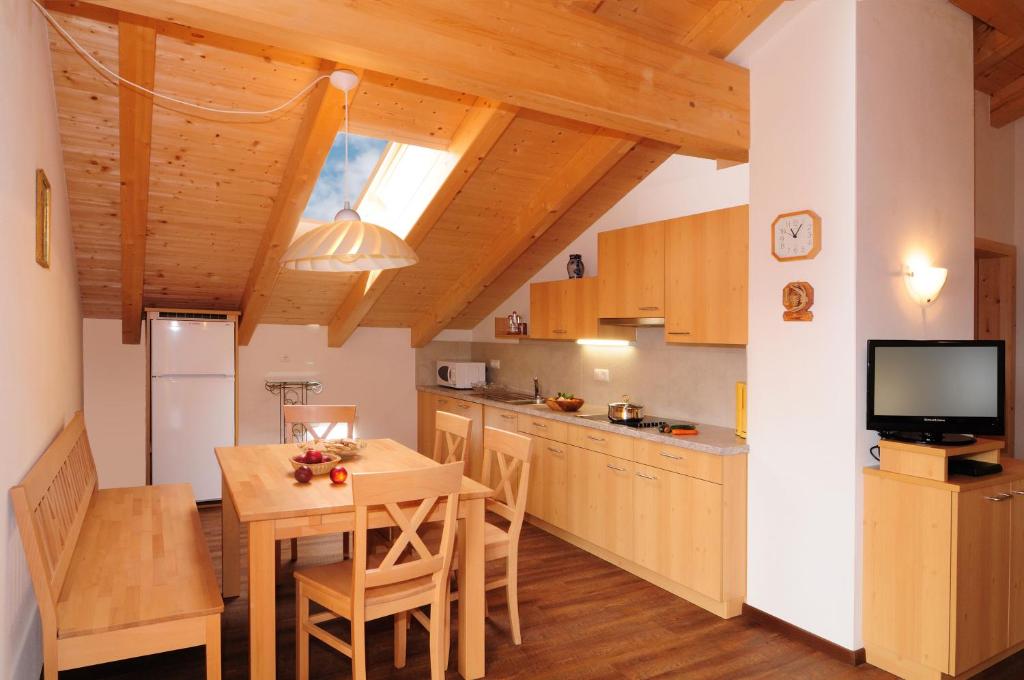 Kuchyň nebo kuchyňský kout v ubytování Steierhof