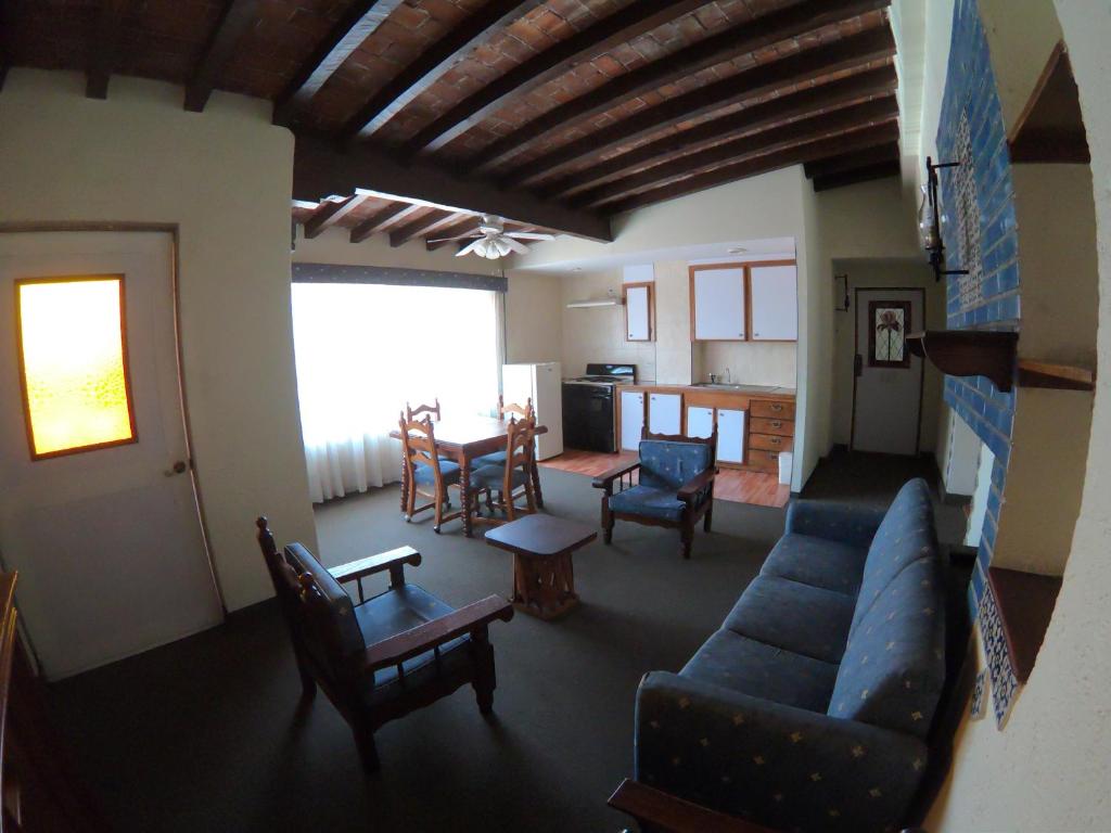 Posezení v ubytování Hotel Posada Vista Bella