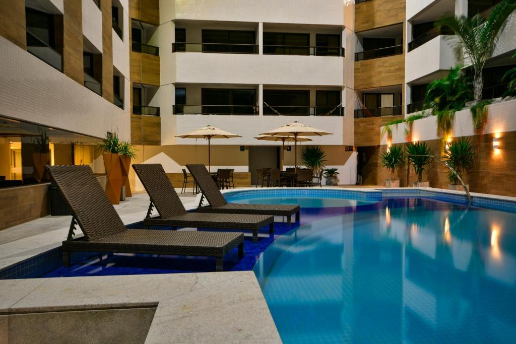 A piscina localizada em Littoral Gold Flat ou nos arredores
