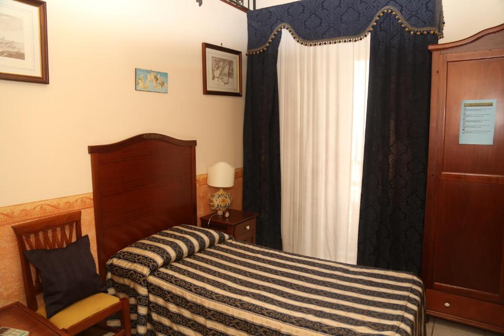 Hotel Sangiuliano 132 centro storico Catania - Resim 11