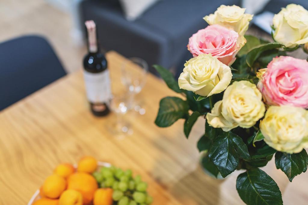 Nápoje v ubytovaní Airport Okecie Wagonowa Serviced Apartments