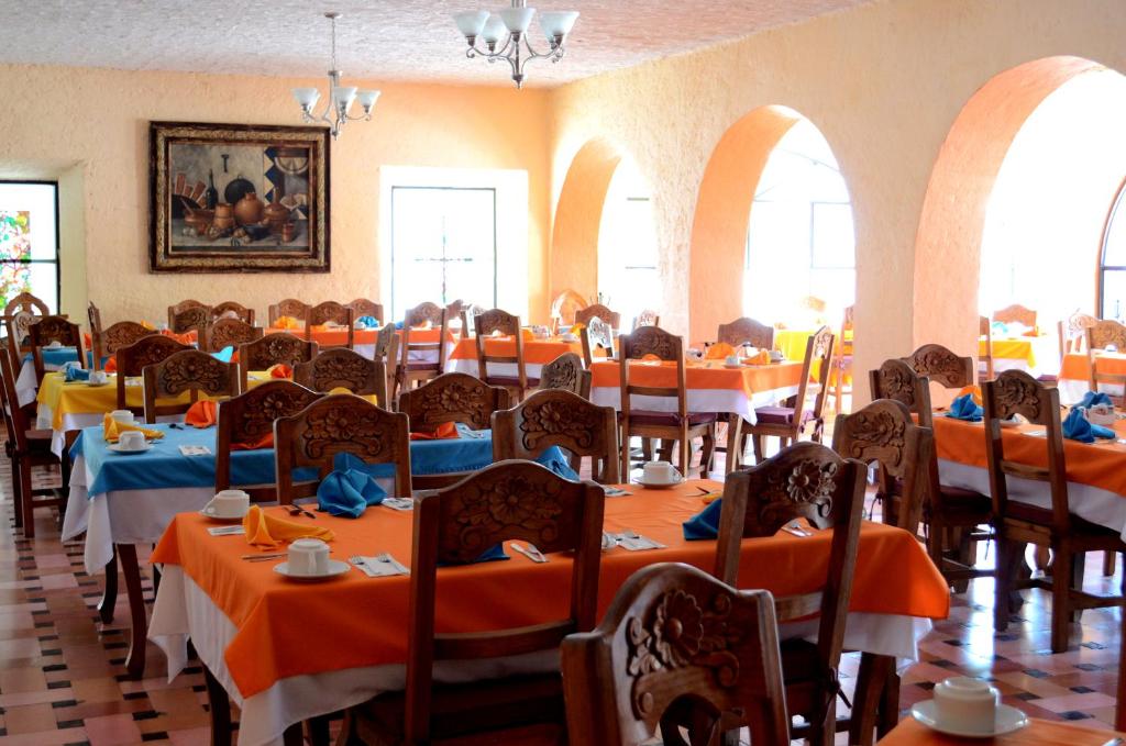 Restaurace v ubytování Posada de la Aldea